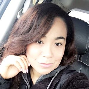 Meet your Posher, Carla